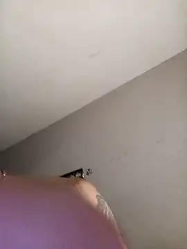 LeonRoots online show from October 2025 06:27:02 AM