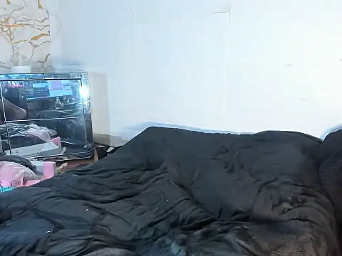 Danny Luxx online show from April 2026 03:23:01 AM