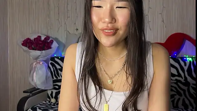 Snapshot of Asian_Vi chatting on March 2025 05:13:01 PM Asian Vi online show from March 2025 05:13:01 PM