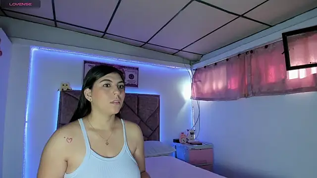 Snapshot of Cristal_Smith20 chatting on November 2025 12:37:02 PM Cristal Smith20 online show from November 2025 12:37:02 PM