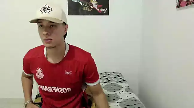 Snapshot of jack_walker190 chatting on March 2025 07:52:01 AM jack walker190 online show from March 2025 07:52:01 AM