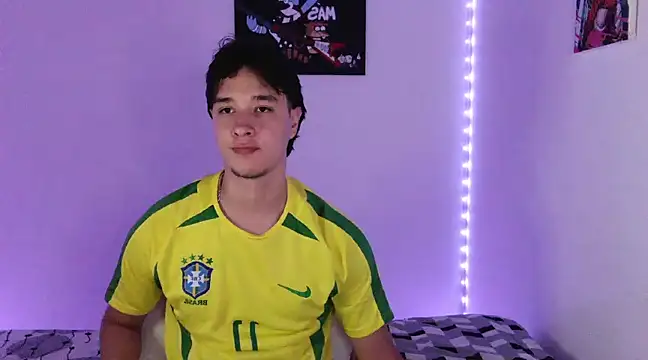 Snapshot of jack_walker190 chatting on March 2025 06:54:02 AM jack walker190 online show from March 2025 06:54:02 AM