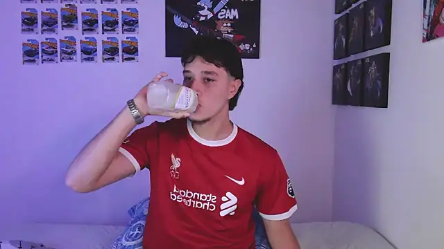 jack walker190 online show from April 2026 05:13:01 AM