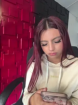 Snapshot of Emily-teen chatting on February 2026 07:22:01 PM Emily-teen online show from February 2026 07:22:01 PM