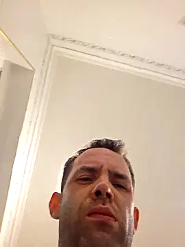 Nidge251 online show from April 2026 11:07:02 PM