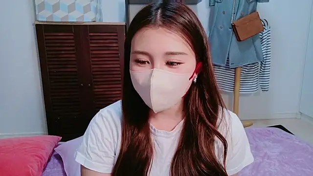 Snapshot of noa_chi chatting on May 2026 07:16:02 AM noa chi online show from May 2026 07:16:02 AM