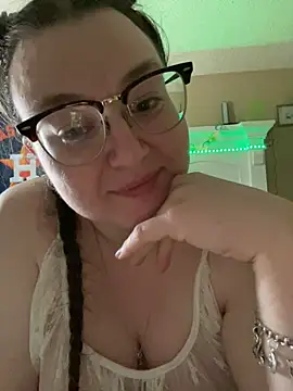 HTXBELLE online show from March 2025 08:46:02 PM