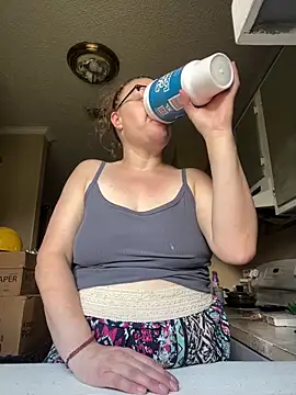 HTXBELLE online show from December 2025 08:25:01 PM