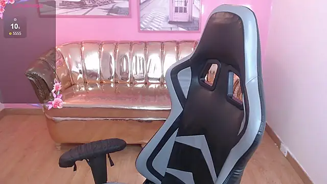 catalina25 t online show from December 2025 07:53:01 PM