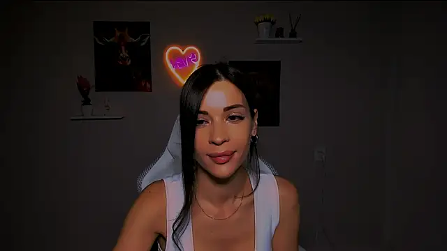 Snapshot of KetiWils chatting on March 2025 06:43:02 PM KetiWils online show from March 2025 06:43:02 PM