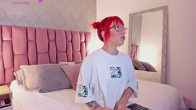 AbellaFox  online show from March 2026 08:24:01 PM