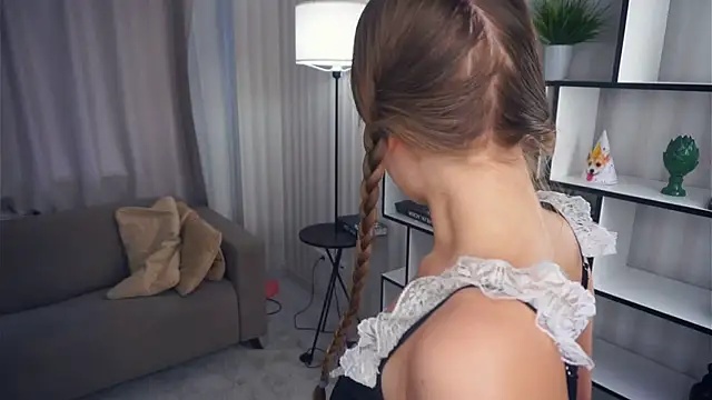 QuennaCoote online show from November 2025 05:51:02 AM