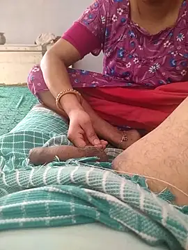 Snapshot of indian_couple4 chatting on May 2026 03:24:01 AM indian couple4 online show from May 2026 03:24:01 AM