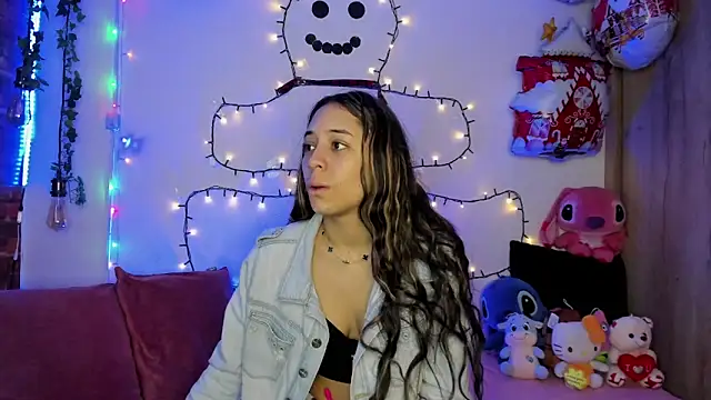 TANIA 06 online show from December 2025 01:08:01 PM