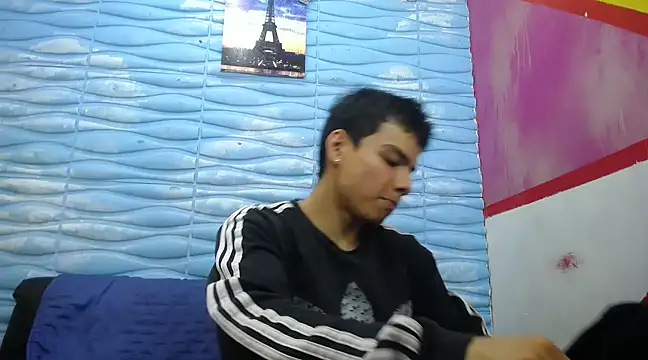 seigfried0 online show from March 2025 07:15:02 PM