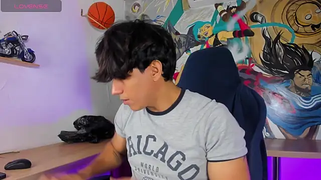 Allex Cano online show from March 2026 08:25:02 PM