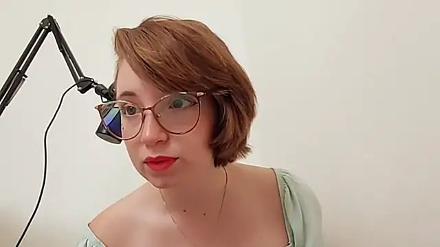 Elise Nyx online show from September 2025 12:18:02 PM