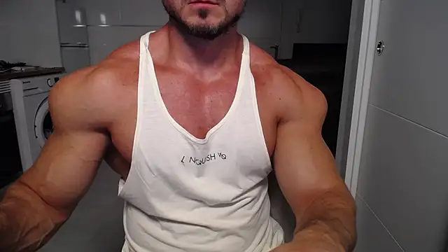 Snapshot of martins9 chatting on May 2026 05:19:02 PM martins9 online show from May 2026 05:19:02 PM