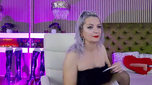 LadyTouch online show from November 2025 12:32:01 AM