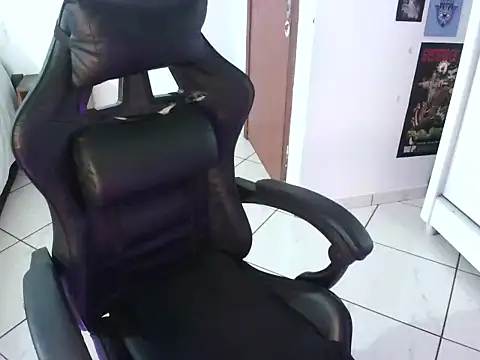 visualprivileged online show from March 2026 05:52:01 PM