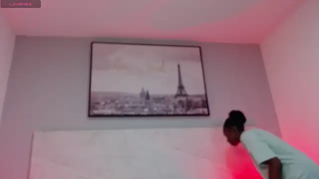 Snapshot of AnnyCampbell chatting on November 2025 01:52:02 AM AnnyCampbell online show from November 2025 01:52:02 AM