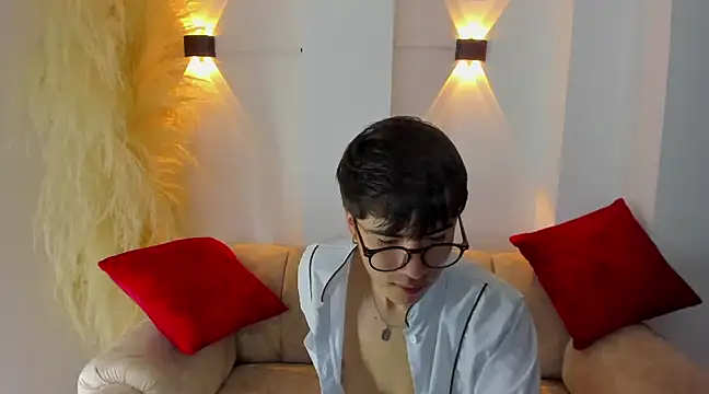 Snapshot of liam_orion chatting on March 2025 05:53:02 PM liam orion online show from March 2025 05:53:02 PM