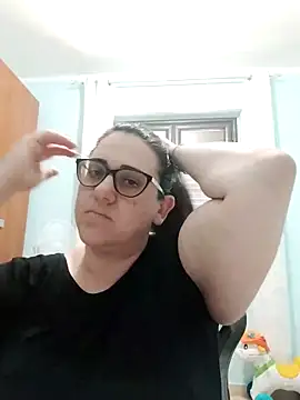 Snapshot of Dolcecurvy chatting on June 2026 01:46:01 PM Dolcecurvy online show from June 2026 01:46:01 PM