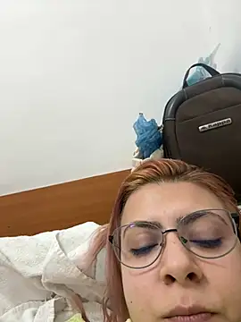 Snapshot of KittieHallo chatting on February 2025 07:07:01 PM KittieHallo online show from February 2025 07:07:01 PM