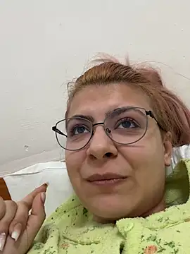 Snapshot of KittieHallo chatting on February 2025 04:47:01 PM KittieHallo online show from February 2025 04:47:01 PM