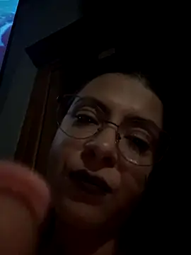 Snapshot of KittieHallo chatting on October 2025 07:23:01 PM KittieHallo online show from October 2025 07:23:01 PM