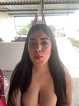  SARA 69 online show from April 2026 12:00:02 PM