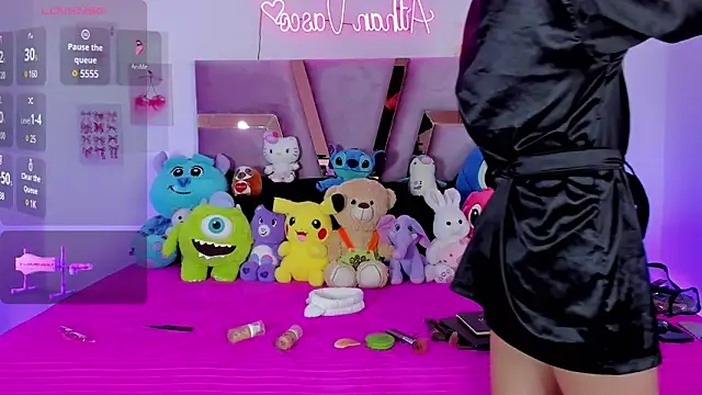 femboy-20 online show from March 2025 09:03:02 PM