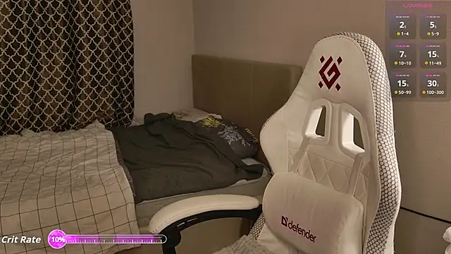 Luna Loveee online show from December 2025 04:33:02 AM