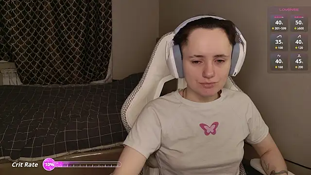 Luna Loveee online show from February 2026 04:19:02 AM