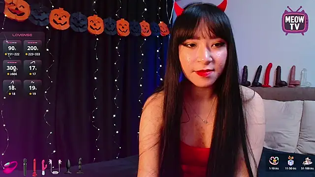 miyakimi0101 online show from October 2025 02:04:02 AM