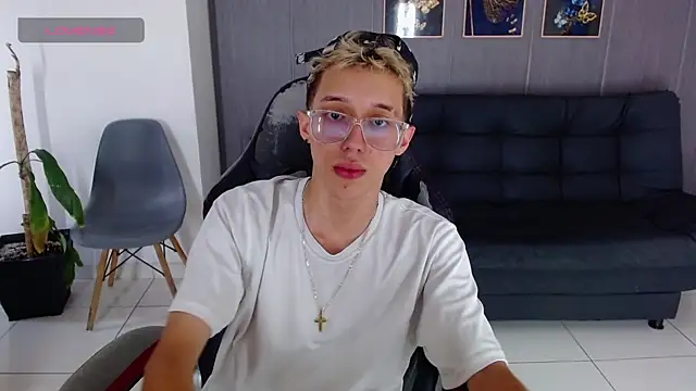 skinny bigcock02 online show from November 2025 08:45:01 PM