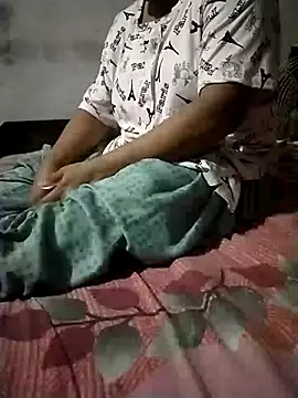 sharnjit299 online show from October 2025 04:41:02 PM