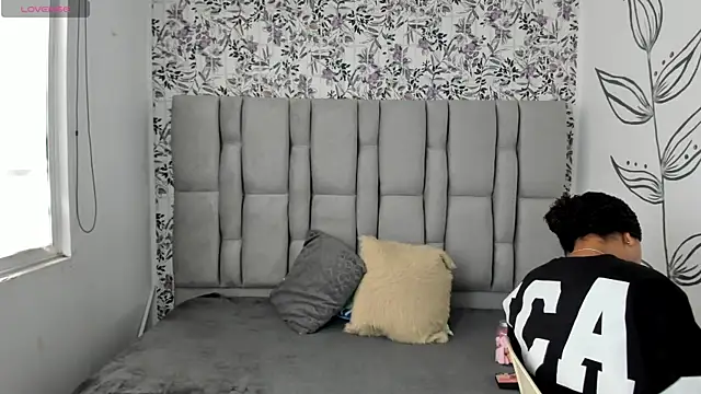 Natasha rose   online show from October 2025 07:15:01 PM