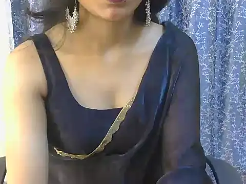 Cute Pihu01 online show from November 2025 04:21:02 PM