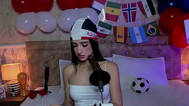 Snapshot of MELODYY_SWEET chatting on June 2026 06:05:02 PM MELODYY SWEET online show from June 2026 06:05:02 PM