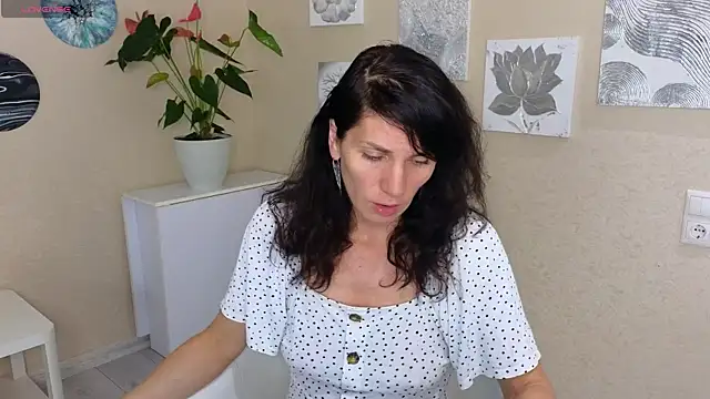 Snapshot of mylady_xenia chatting on October 2025 05:44:01 PM mylady xenia online show from October 2025 05:44:01 PM