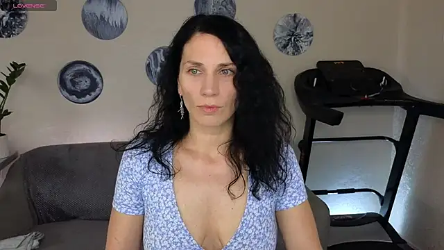 mylady xenia online show from May 2026 06:03:01 PM