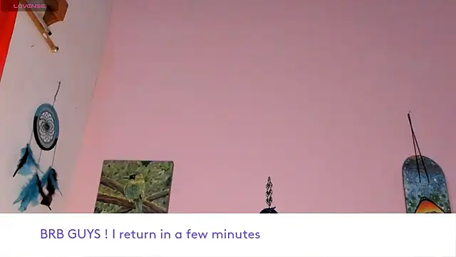 Maddy Jhonsson online show from February 2026 06:40:02 AM