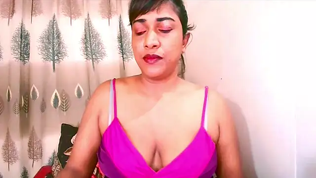 Snapshot of Indian_Erotic69 chatting on June 2026 05:43:02 AM Indian Erotic69 online show from June 2026 05:43:02 AM