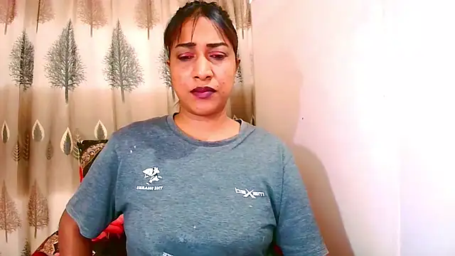 Snapshot of Indian_Erotic69 chatting on June 2026 05:45:02 AM Indian Erotic69 online show from June 2026 05:45:02 AM