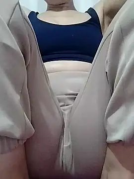 BUSE8821 online show from December 2025 11:03:02 PM