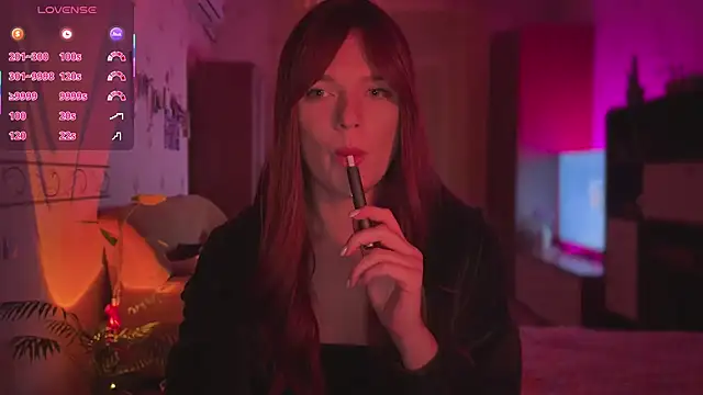 CherryRed Girl online show from April 2026 07:43:01 PM