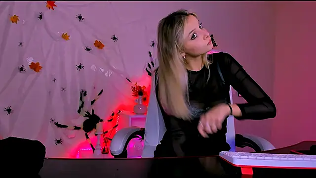 melissa richardson online show from November 2025 04:51:02 PM