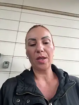 YNA ELLA online show from November 2025 11:10:01 AM