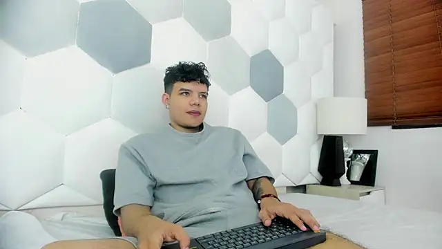 Axel Forte online show from April 2026 02:00:02 PM